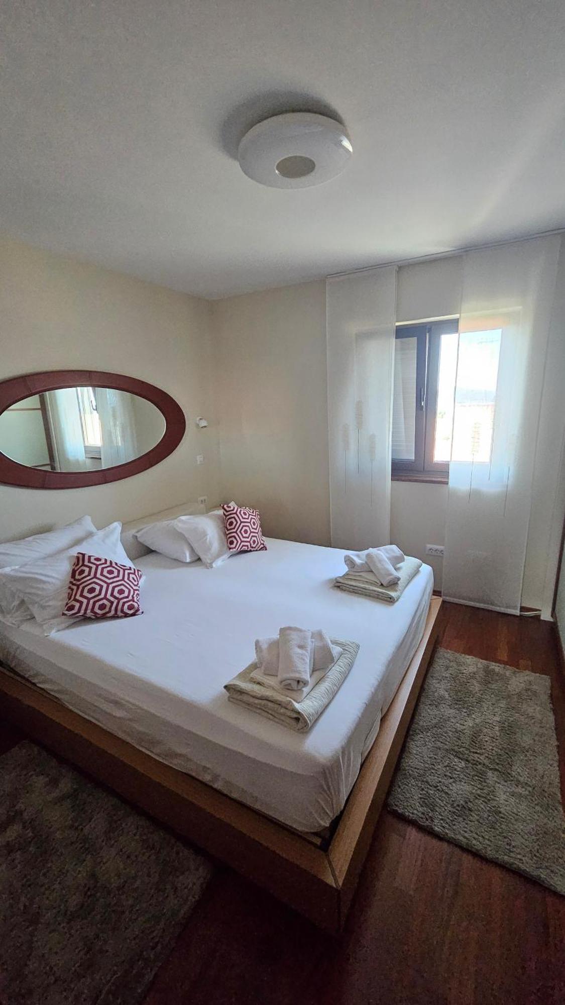 Apartments Luana With Private Jacuzzi Zadar Eksteriør billede